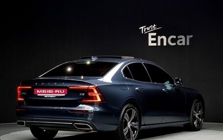 Volvo S60 III, 2021 год, 2 160 000 рублей, 2 фотография