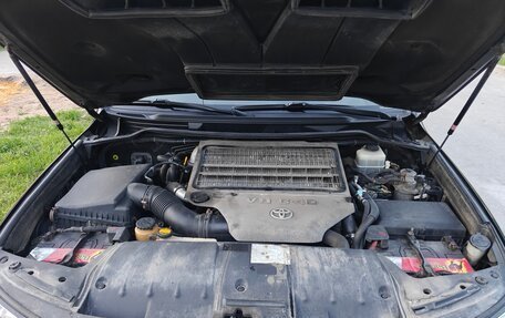 Toyota Land Cruiser 200, 2011 год, 3 000 000 рублей, 24 фотография