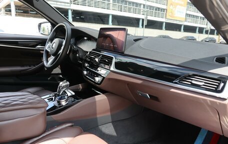 BMW 5 серия, 2022 год, 3 745 000 рублей, 7 фотография