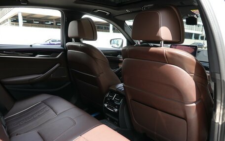 BMW 5 серия, 2022 год, 3 745 000 рублей, 12 фотография