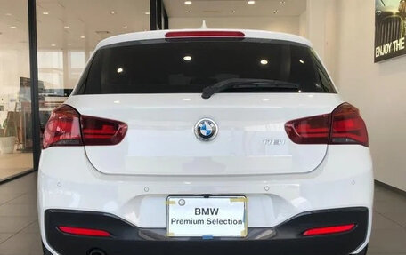 BMW 1 серия, 2018 год, 1 350 000 рублей, 6 фотография