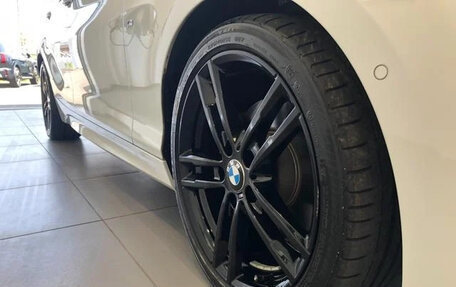 BMW 1 серия, 2018 год, 1 350 000 рублей, 15 фотография
