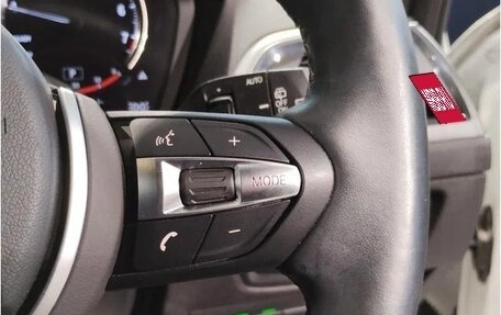 BMW 1 серия, 2018 год, 1 350 000 рублей, 23 фотография