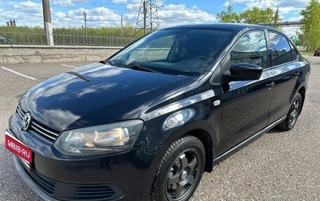 Volkswagen Polo VI (EU Market), 2013 год, 880 000 рублей, 1 фотография