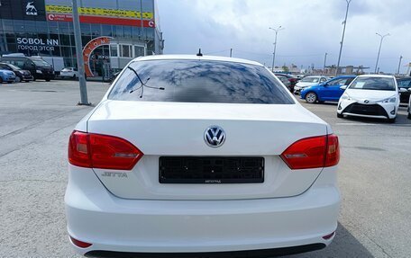 Volkswagen Jetta VI, 2012 год, 879 995 рублей, 6 фотография