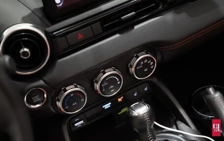 Mazda MX-5, 2023 год, 5 750 000 рублей, 14 фотография