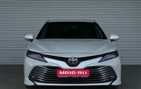 Toyota Camry, 2019 год, 2 800 000 рублей, 2 фотография