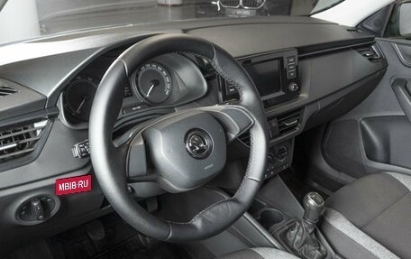 Skoda Rapid II, 2020 год, 1 327 100 рублей, 3 фотография