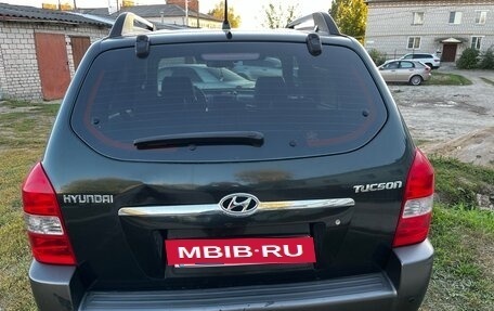 Hyundai Tucson III, 2005 год, 700 000 рублей, 2 фотография