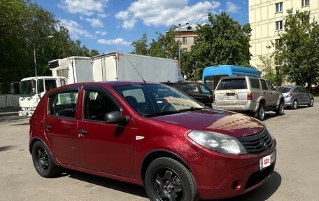 Renault Sandero I, 2010 год, 450 000 рублей, 2 фотография