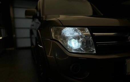 Mitsubishi Pajero IV, 2012 год, 1 899 000 рублей, 2 фотография