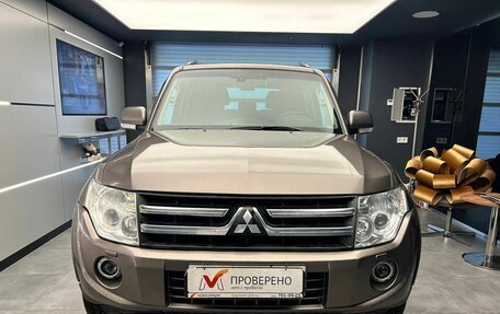 Mitsubishi Pajero IV, 2012 год, 1 899 000 рублей, 3 фотография