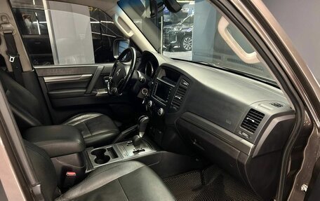 Mitsubishi Pajero IV, 2012 год, 1 899 000 рублей, 12 фотография