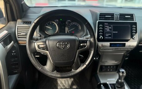 Toyota Land Cruiser Prado 150 рестайлинг 2, 2020 год, 6 400 000 рублей, 13 фотография