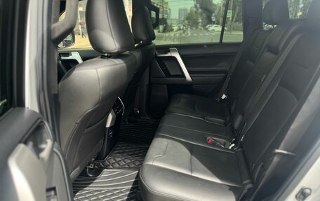 Toyota Land Cruiser Prado 150 рестайлинг 2, 2020 год, 6 400 000 рублей, 22 фотография