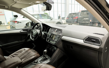 Volkswagen Tiguan II, 2017 год, 2 050 000 рублей, 11 фотография