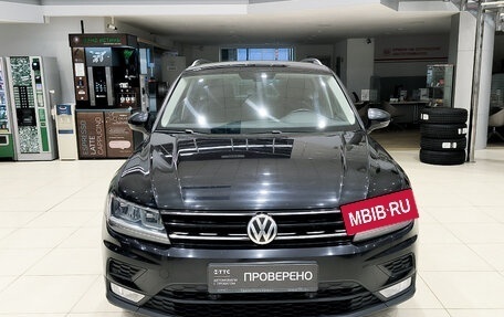 Volkswagen Tiguan II, 2017 год, 2 050 000 рублей, 2 фотография