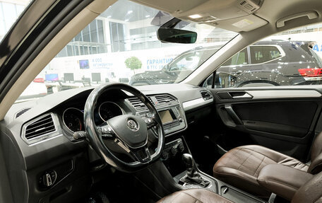 Volkswagen Tiguan II, 2017 год, 2 050 000 рублей, 16 фотография