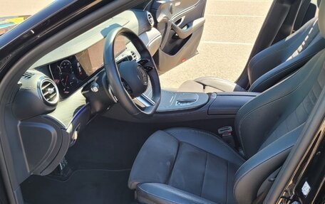 Mercedes-Benz E-Класс, 2022 год, 5 950 000 рублей, 10 фотография