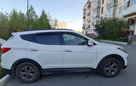 Hyundai Santa Fe III рестайлинг, 2012 год, 1 800 000 рублей, 2 фотография