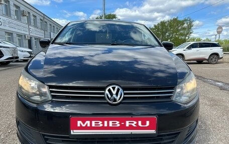Volkswagen Polo VI (EU Market), 2013 год, 880 000 рублей, 3 фотография