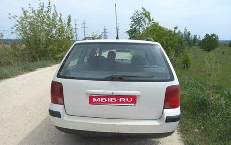 Volkswagen Passat B5+ рестайлинг, 1998 год, 395 000 рублей, 4 фотография