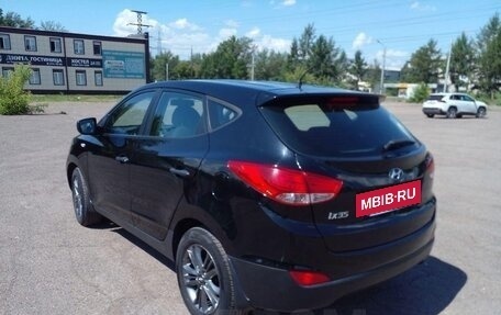 Hyundai ix35 I рестайлинг, 2015 год, 1 850 000 рублей, 3 фотография