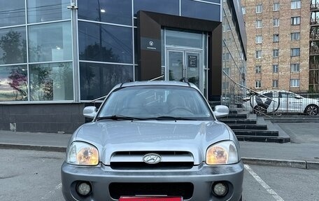 Hyundai Santa Fe III рестайлинг, 2005 год, 680 000 рублей, 1 фотография