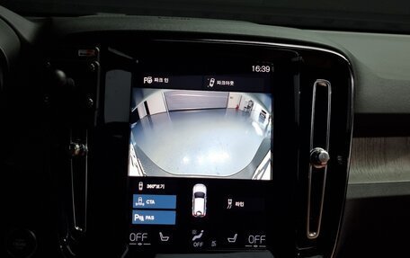 Volvo XC40 I, 2022 год, 2 160 000 рублей, 10 фотография