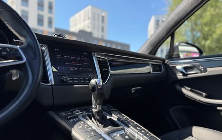 Porsche Macan I рестайлинг, 2018 год, 3 100 000 рублей, 10 фотография