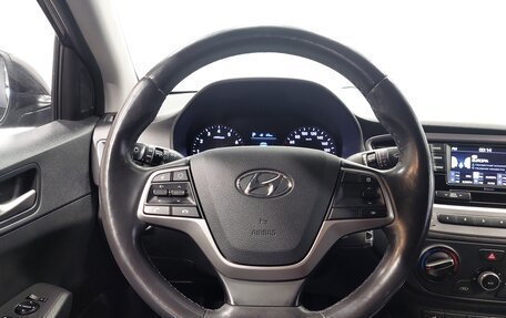 Hyundai Solaris II рестайлинг, 2018 год, 1 370 000 рублей, 11 фотография