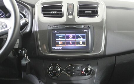 Renault Sandero II рестайлинг, 2018 год, 1 058 000 рублей, 11 фотография