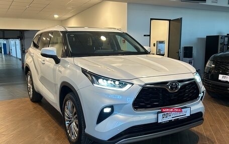 Toyota Highlander, 2025 год, 6 300 000 рублей, 5 фотография