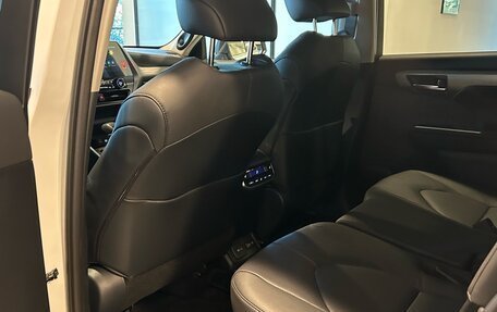 Toyota Highlander, 2025 год, 6 300 000 рублей, 18 фотография