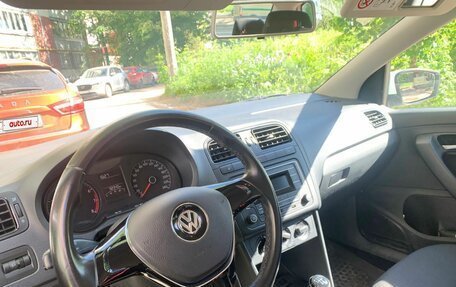 Volkswagen Polo VI (EU Market), 2018 год, 1 100 000 рублей, 4 фотография