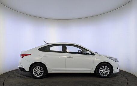 Hyundai Solaris II рестайлинг, 2021 год, 1 720 000 рублей, 4 фотография