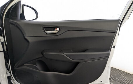 Hyundai Solaris II рестайлинг, 2021 год, 1 720 000 рублей, 22 фотография