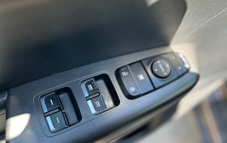 KIA Sportage IV рестайлинг, 2019 год, 2 230 000 рублей, 12 фотография