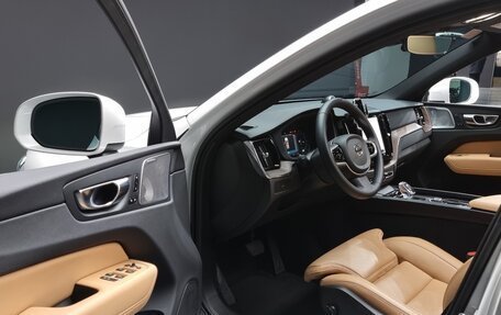 Volvo XC60 II, 2022 год, 2 566 000 рублей, 5 фотография
