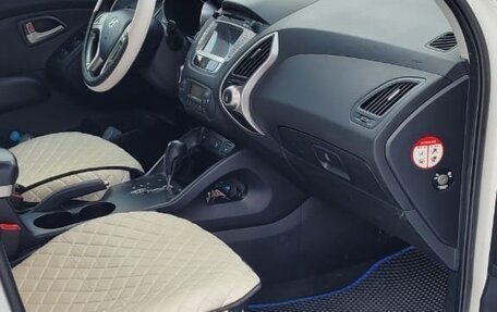 Hyundai ix35 I рестайлинг, 2012 год, 1 350 000 рублей, 4 фотография