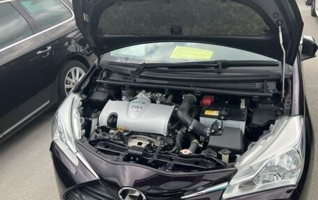 Toyota Vitz, 2019 год, 1 370 000 рублей, 9 фотография
