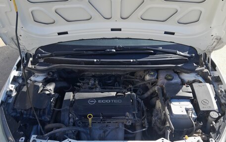 Opel Astra J, 2013 год, 710 000 рублей, 5 фотография