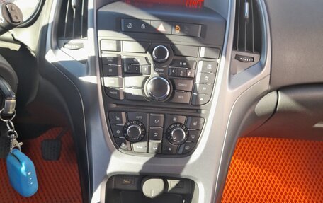 Opel Astra J, 2013 год, 710 000 рублей, 8 фотография