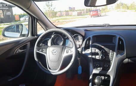 Opel Astra J, 2013 год, 710 000 рублей, 11 фотография