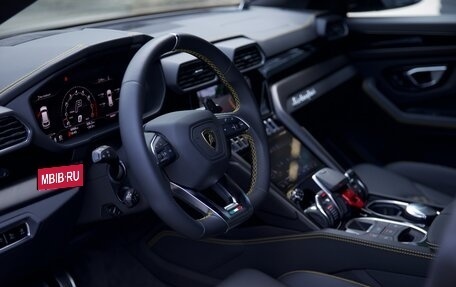 Lamborghini Urus I, 2022 год, 28 500 000 рублей, 19 фотография