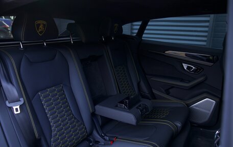 Lamborghini Urus I, 2022 год, 28 500 000 рублей, 38 фотография