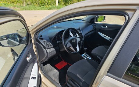 Hyundai Solaris II рестайлинг, 2011 год, 745 000 рублей, 8 фотография
