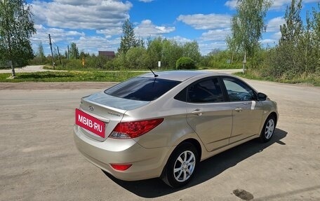Hyundai Solaris II рестайлинг, 2011 год, 745 000 рублей, 6 фотография