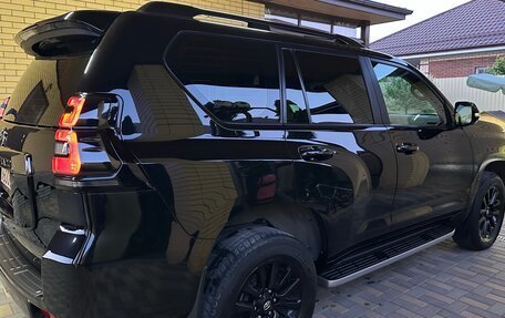 Toyota Land Cruiser Prado 150 рестайлинг 2, 2020 год, 7 500 000 рублей, 4 фотография