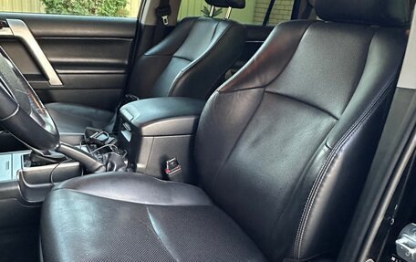 Toyota Land Cruiser Prado 150 рестайлинг 2, 2020 год, 7 500 000 рублей, 9 фотография